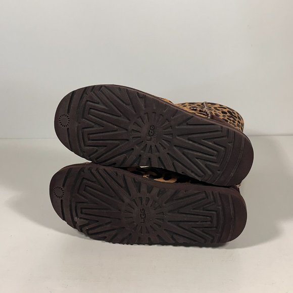 Ugg ( 1002790) Exotic Leopard Classic Shearling Boots Women Size 7 - Picture 6 of 7